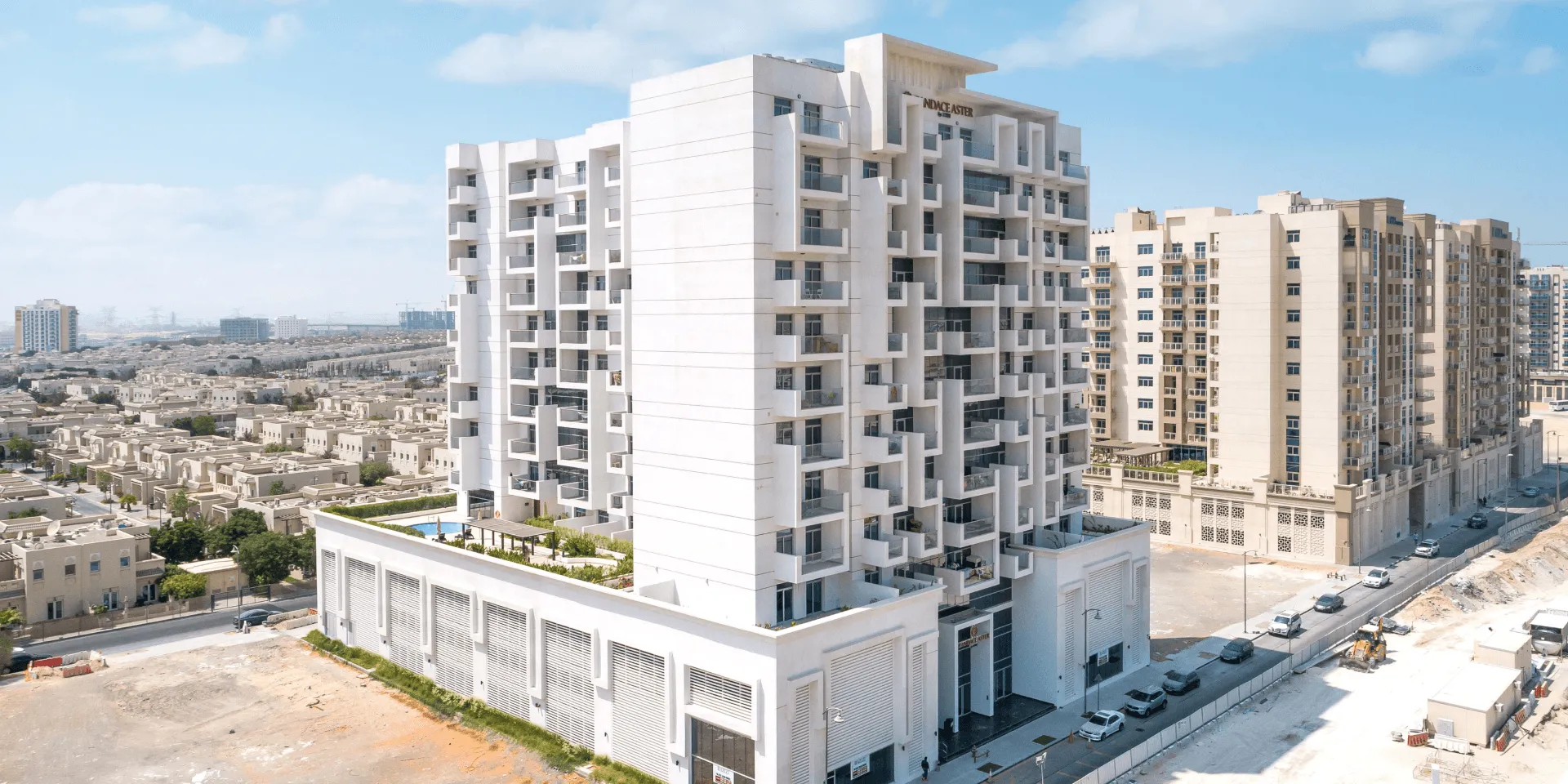 عزيزي كانديس أستر