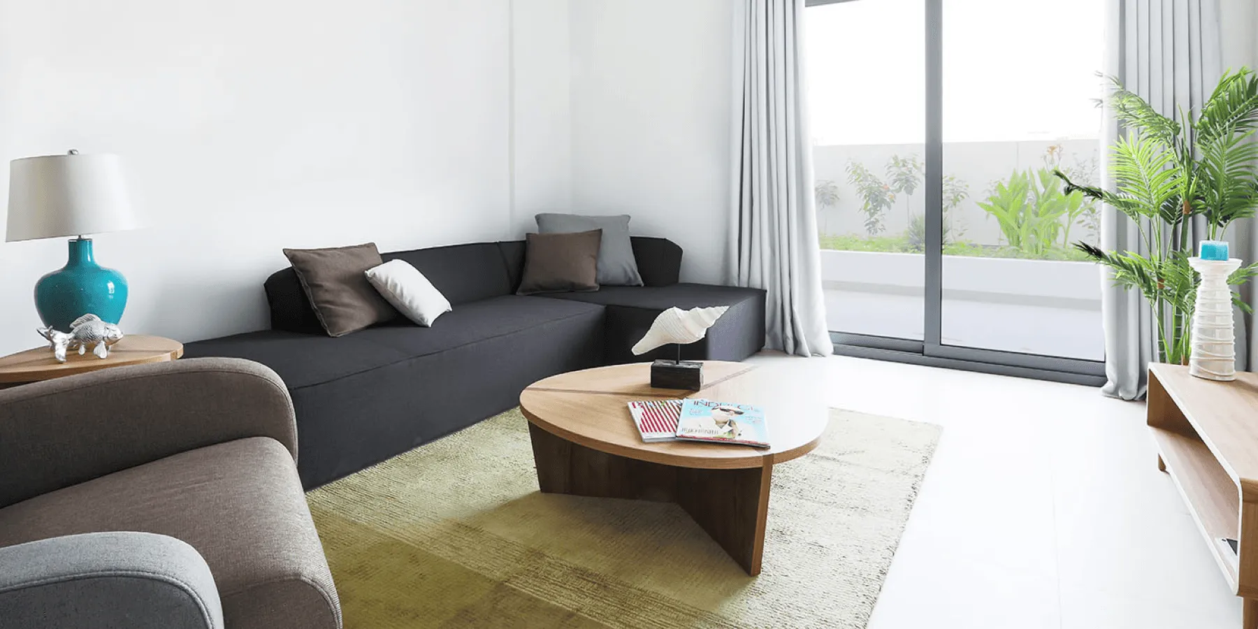 عزيزي كانديس أستر