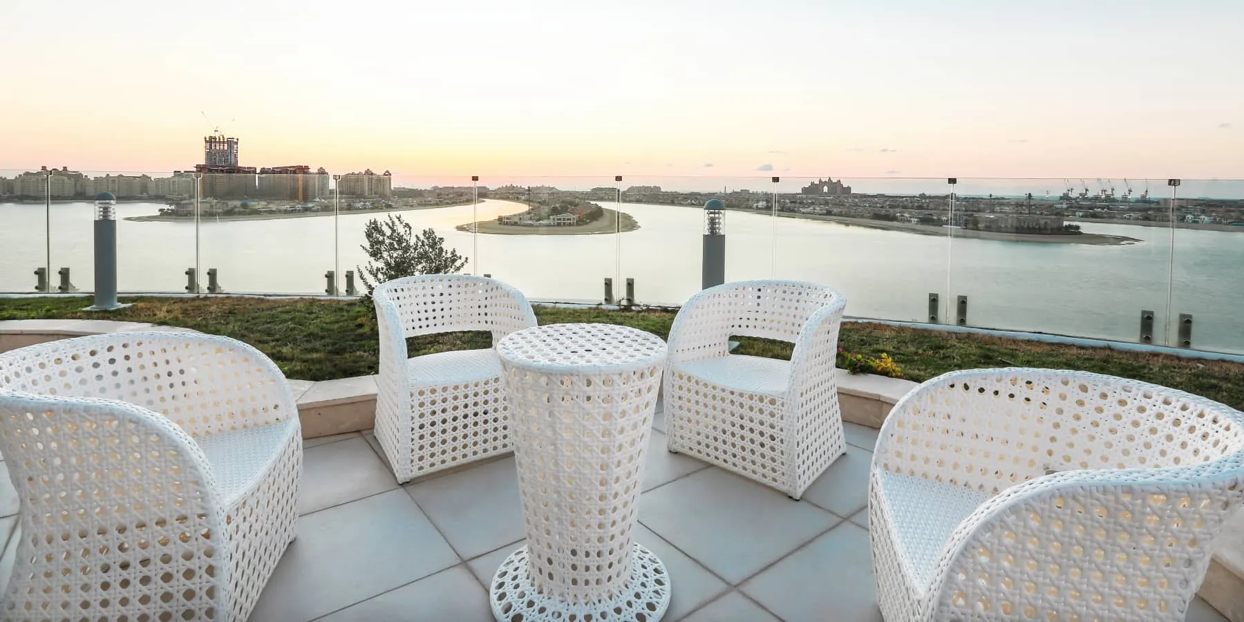 رويال باي ريزيدنس