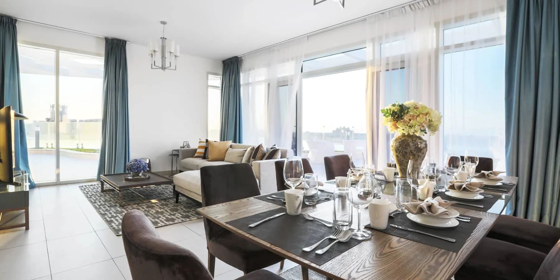 رويال باي ريزيدنس