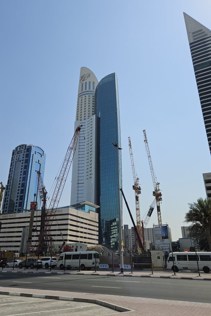 برج عزيزي دبي 