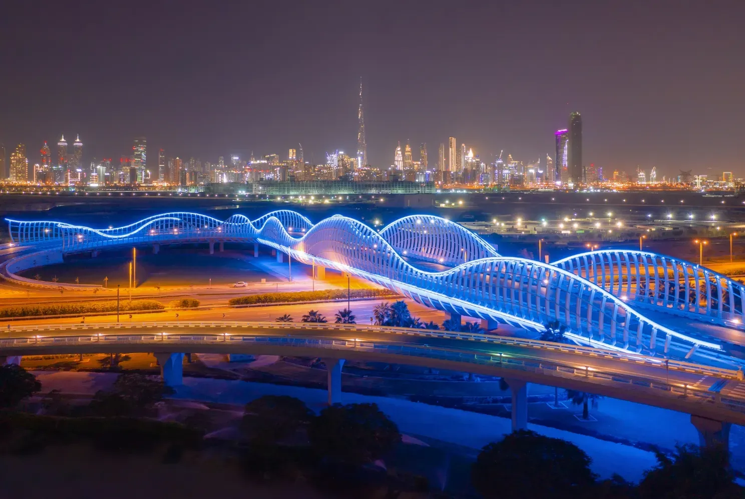 ما الفرق بين العقارات الجاهزة وتحت الإنشاء؟        