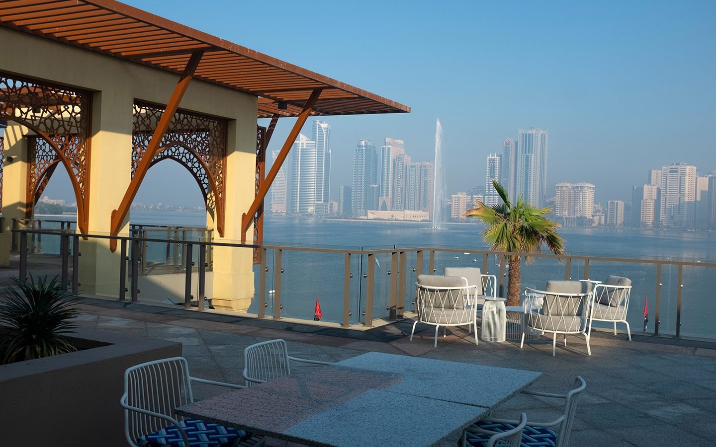 مشروع مدينة الواجهة المائية الشارقة