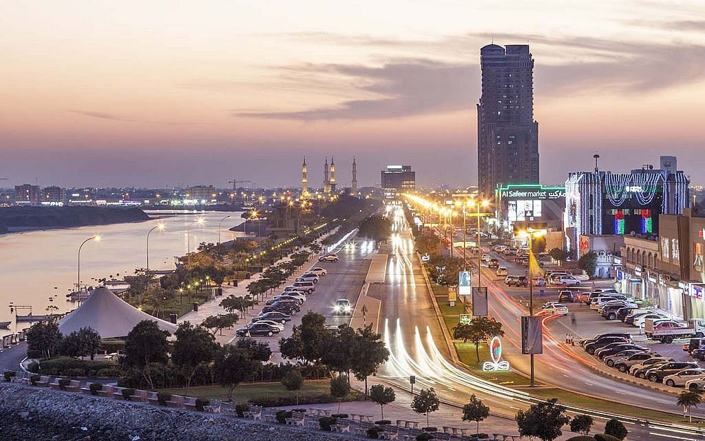 التملك الحر والإيجار طويل الأجل