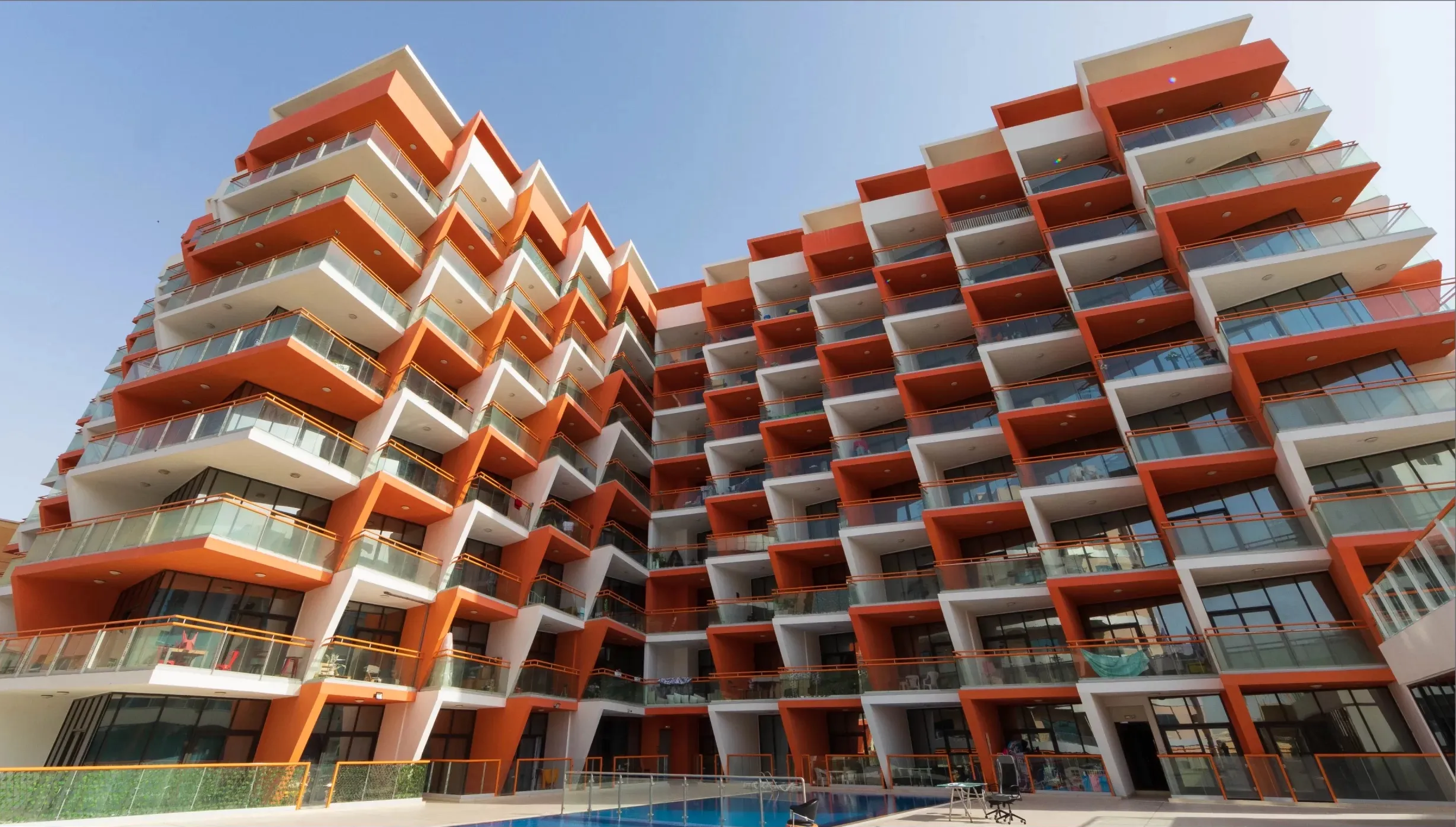 بن غاطي كريستالز