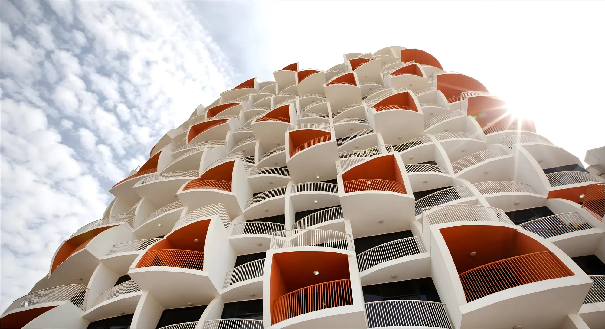 بن غاطي بيرلز