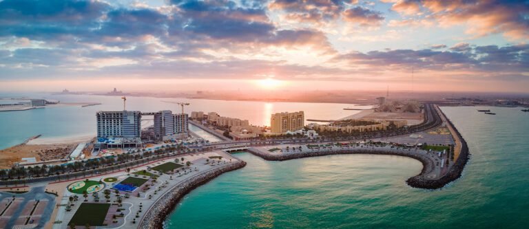 أفضل المناطق للاستثمار في رأس الخيمة 2025