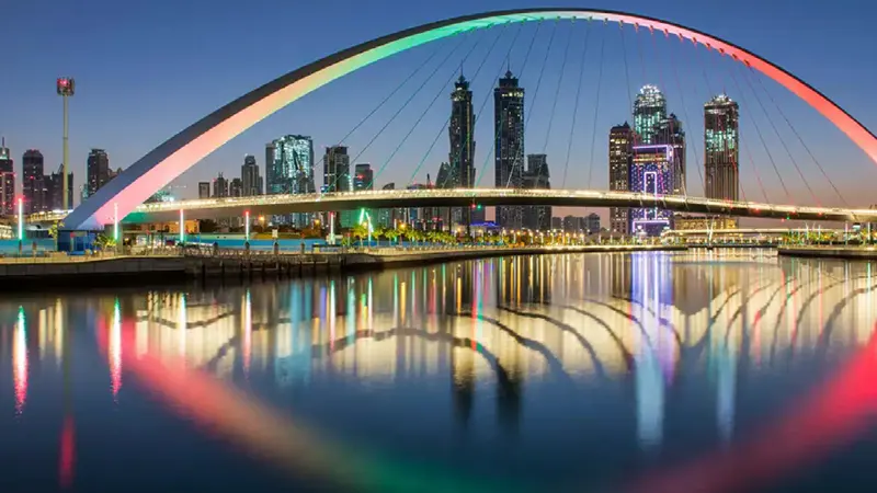 كاسا كانال من شركة إيه إتش إس العقارية على قناة دبي المائية