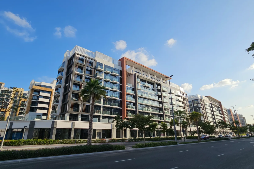 عزيزي ريفيرا