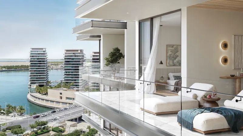 باب القصر إطلالة القناة 22 في شاطئ الراحة، أبوظبي