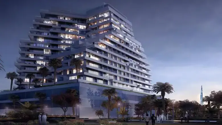 المرافق والخدمات في عزيزي ميلان