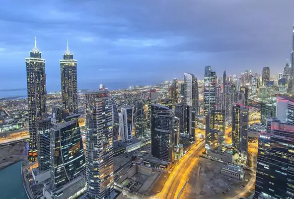 وسط دبي والخليج التجارى