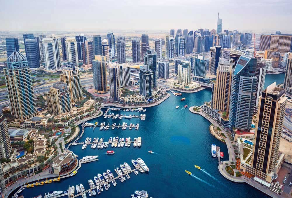 الاستثمار في دبي أم تركيا